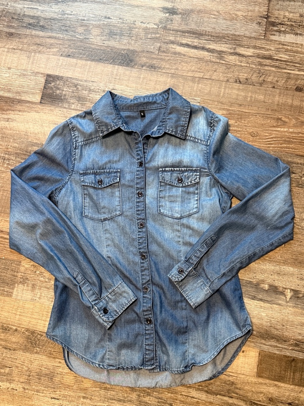 Kut from the Kloth denim shirt women’s size S